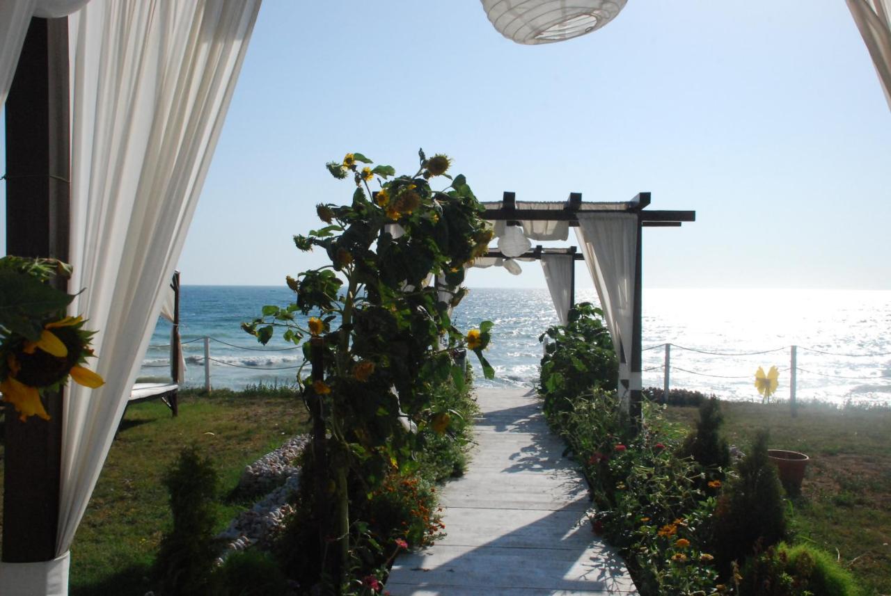 Hotel Casa Ok By Ovo Vama Veche Exterior foto