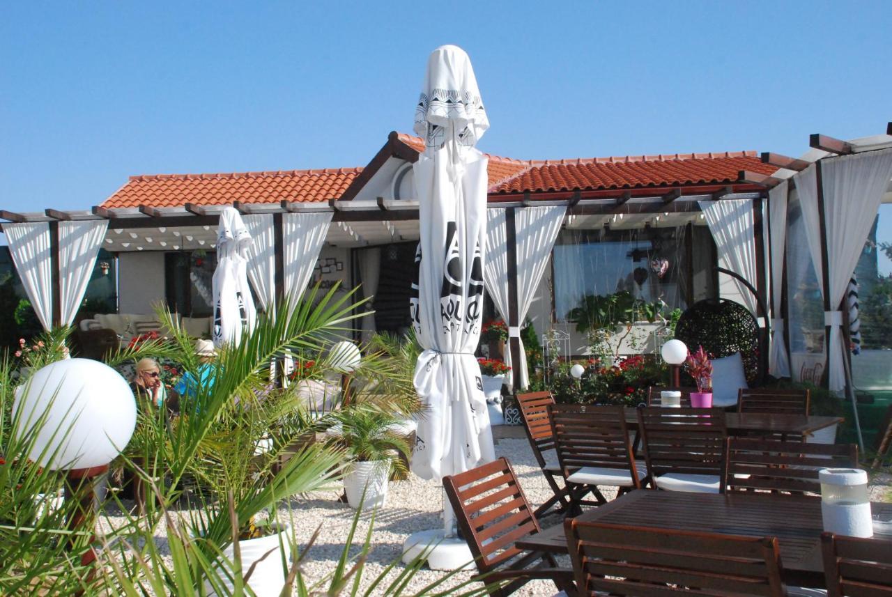 Hotel Casa Ok By Ovo Vama Veche Exterior foto