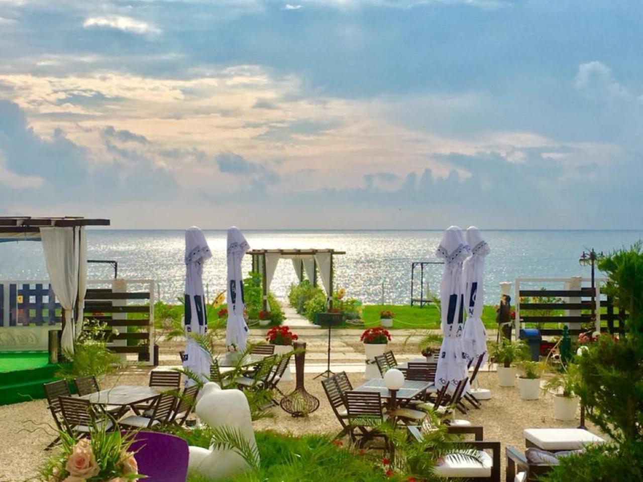 Hotel Casa Ok By Ovo Vama Veche Exterior foto